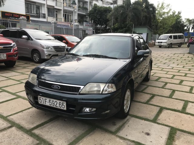 Cần bán Ford Laser sản xuất năm 2001, xe gia đình còn tốt