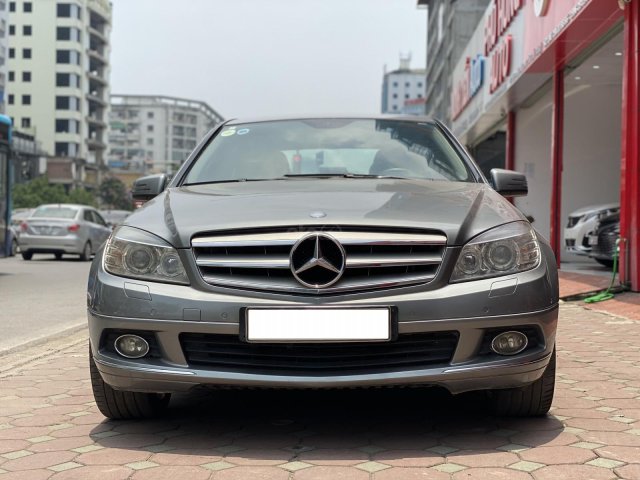 Mercedes Benz C250 2010, biển HN, đăng ký 12/2011