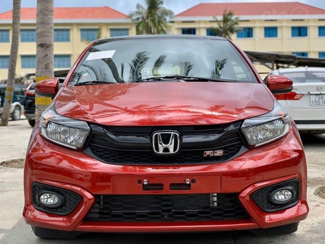 Honda Brio cam kết giá tốt nhất Miền Bắc, hỗ trợ ngân hàng 80% giá trị xe, nhận xe về đi ngay chỉ với 100 triệu0