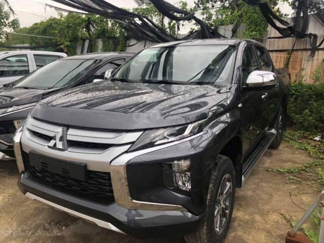 Bán ô tô Mitsubishi Triton 2.4 Mivec sản xuất năm 2020, màu xám, nhập khẩu