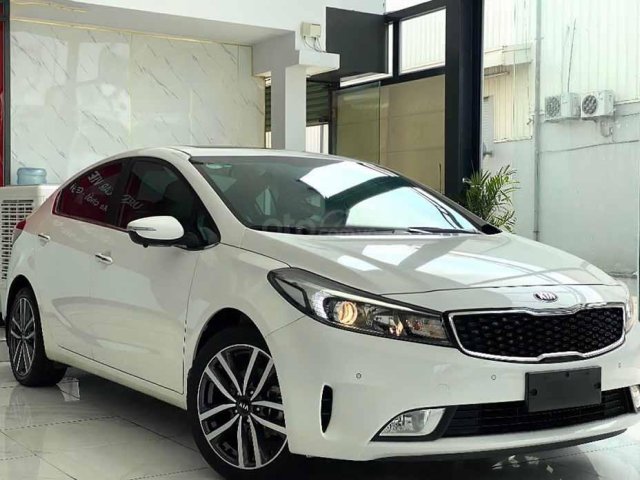 Bán Kia Cerato năm sản xuất 2016, màu trắng còn mới, giá tốt0