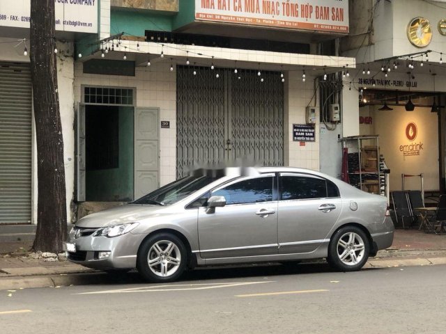 Bán Honda Civic sản xuất 2008, màu bạc, nhập khẩu, bản full