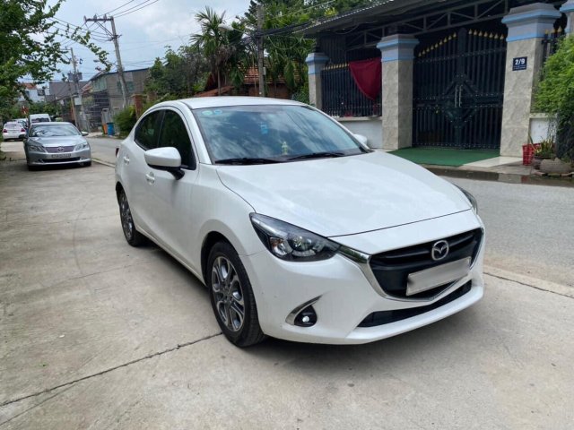 Xe Mazda 2 Luxury nhập Thái 20190