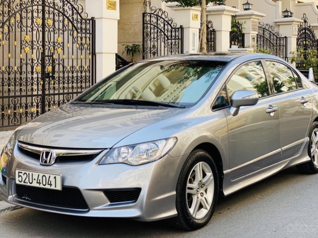 Honda Civic 2.0 đời 2009, xe còn ngon, test hãng ok0