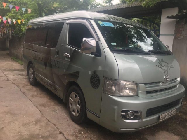 Bán Toyota Hiace sản xuất 2008 còn mới0