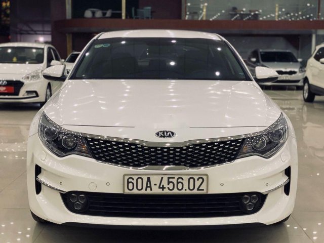 Bán xe Kia Optima sản xuất 2017 còn mới0