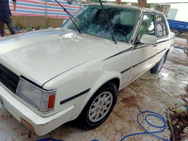 Bán Toyota Corona 1984, màu trắng, nhập khẩu, máy êm ru, lạnh teo