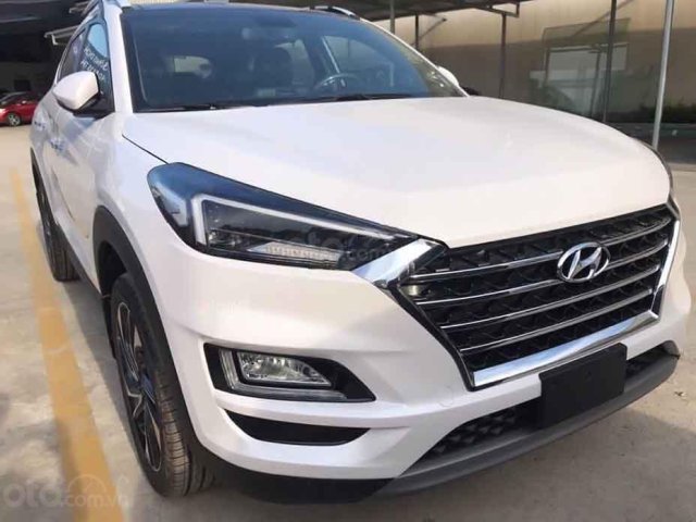 Bán xe Hyundai Tucson năm 2020, màu trắng