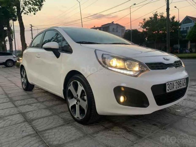 Bán Kia Rio 1.4 AT đời 2014, màu trắng, nhập khẩu nguyên chiếc