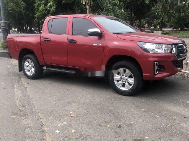 Cần bán gấp Toyota Hilux sản xuất năm 2019 còn mới, giá 620tr