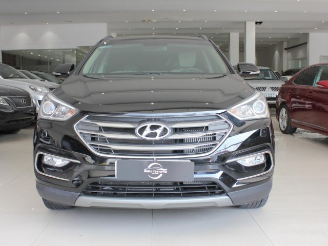 Cần bán lại xe Hyundai Santa Fe full dầu đời 2018, giá chỉ 990 triệu