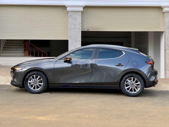 Cần bán Mazda 3 năm sản xuất 2020, giá tốt