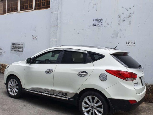 Cần bán gấp Hyundai Tucson năm 2010, nhập khẩu nguyên chiếc còn mới0