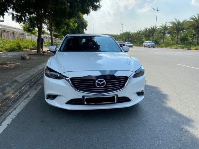 Bán Mazda 6 đời 2019, màu trắng, giá 800tr