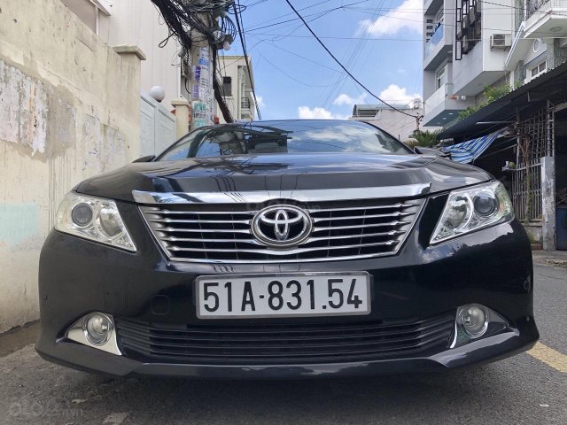 Bán Toyota Camry 2.5Q sx 2014, xe còn rất mới bao kiểm tra chất lượng xe tại hãng0