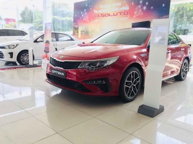 Bán xe Kia Optima năm 2020, màu đỏ0