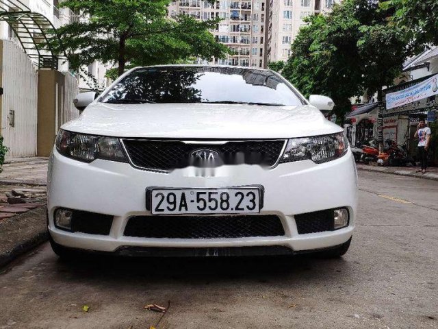 Bán ô tô Kia Forte Sli AT đời 2009, màu trắng, xe nhập số tự động, giá 315tr