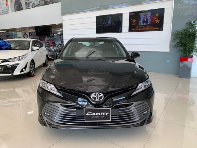 Giao ngay Toyota Camry giá chất, nhập khẩu0