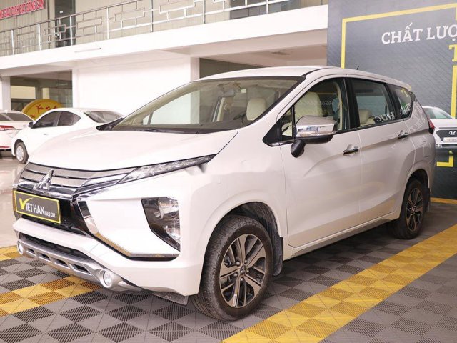 Bán ô tô Mitsubishi Xpander 1.5AT năm 2019, màu trắng, nhập khẩu còn mới