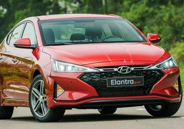 Cần bán xe Hyundai Elantra Sport đời 2020, màu đỏ, 761 triệu