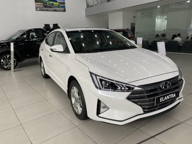 [Hyundai Elantra 2020] Ưu đãi cực lớn + giảm ngay 50% thuế trước bạ + Mua xe tốt nhất tại đây0