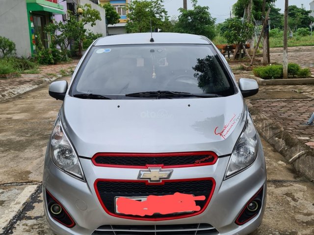 Cần bán Chevrolet Spark đời 2016, màu bạc. Giá 172 triệu đồng