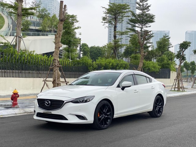 Mazda 6 2.0 Premium 2017 cần bán0