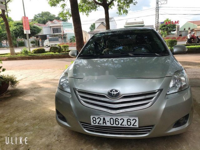 Cần bán Toyota Vios năm 2010, màu bạc còn mới giá cạnh tranh