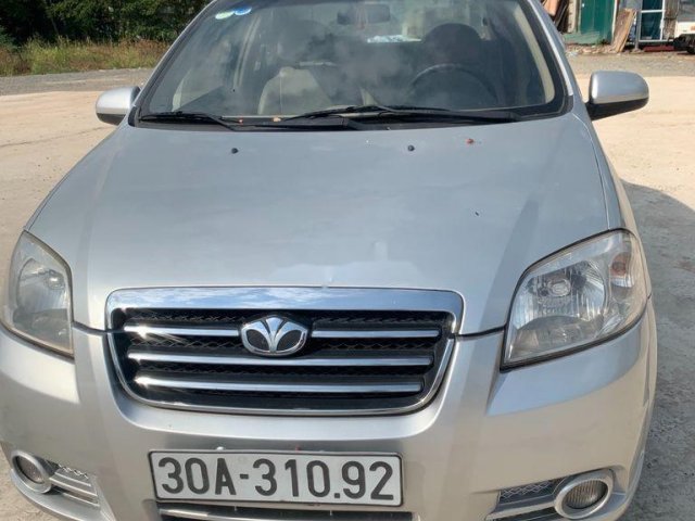 Bán Daewoo Gentra đời 2009, màu bạc còn mới giá cạnh tranh0