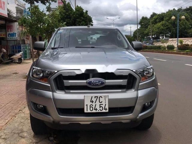 Cần bán gấp Ford Ranger sản xuất năm 2017, màu xám  0