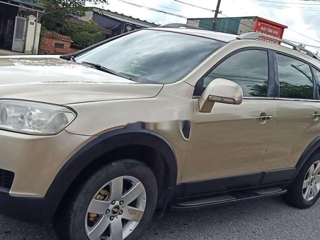 Cần bán lại xe Chevrolet Captiva LT năm sản xuất 2008 còn mới0