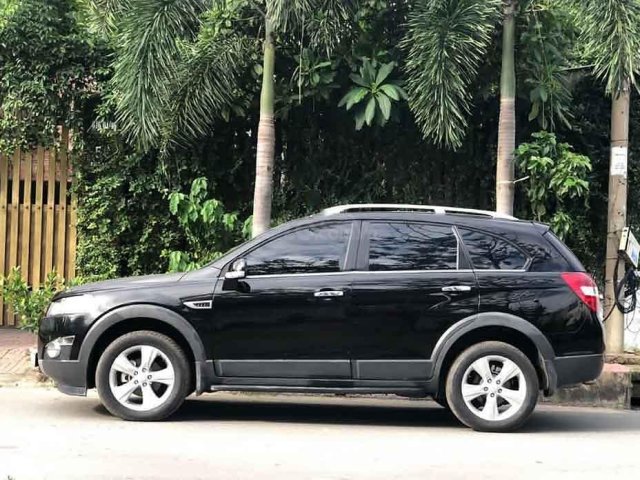 Cần bán Chevrolet Captiva LTZ 2.4 AT năm 2013, màu đen, số tự động0