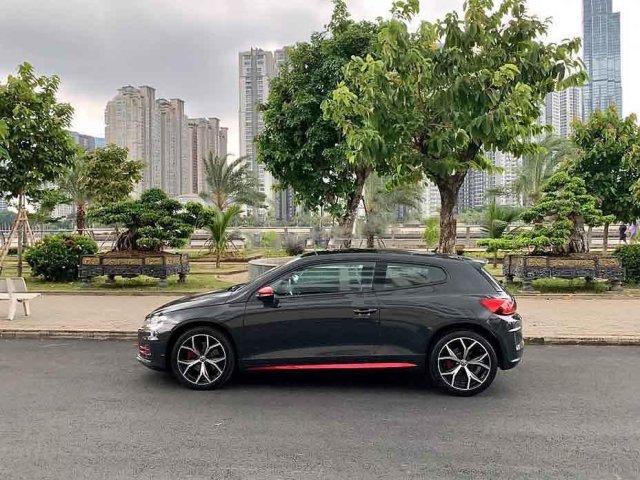 Chính chủ bán Volkswagen Scirocco 2.0 AT 2016, màu xám, nhập khẩu