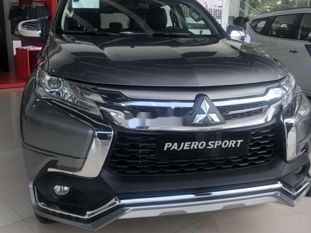 Cần bán Mitsubishi Pajero Sport đời 2019, màu xám, nhập khẩu, giá tốt0