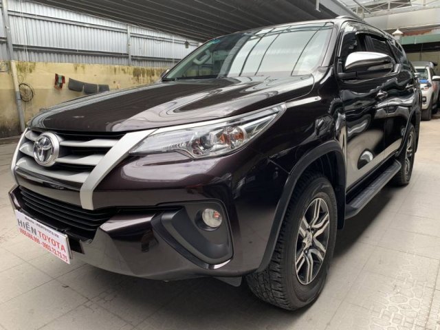 Cần bán lại xe Toyota Fortuner 2.4G sản xuất năm 2017, màu nâu, xe nhập, giá tốt0