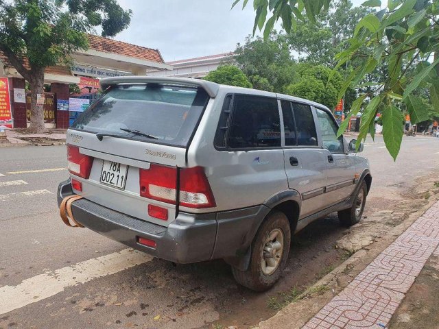 Cần bán lại xe Ssangyong Musso năm sản xuất 2002 còn mới