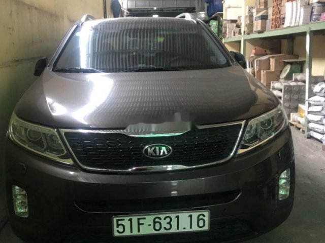 Cần bán Kia Sorento năm 2016, màu nâu còn mới