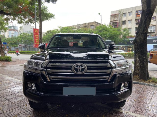 Bán Toyota LandCruiser VX V8 4.6L model 2016, một chủ từ đầu, lốp sơ cua chưa hạ, siêu lướt 0