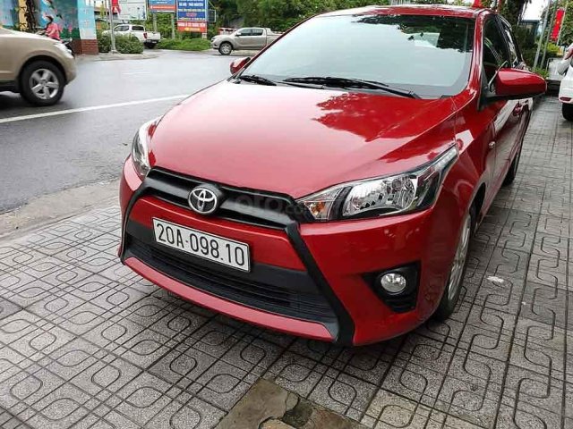 Bán Toyota Yaris năm sản xuất 2014, màu đỏ, nhập khẩu còn mới0