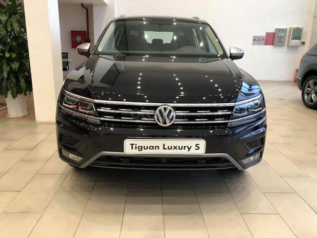 VW Sài Gòn ưu đãi mua xe Volkswagen Tiguan Luxury S - Khuyến mãi cực sốc + gói quà tặng giá trị