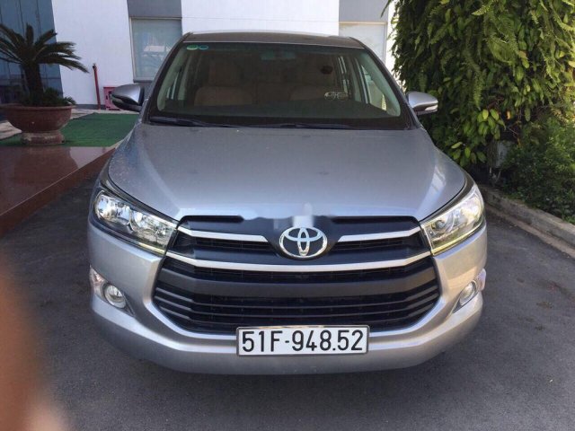 Bán Toyota Innova sản xuất 2017 còn mới, giá tốt