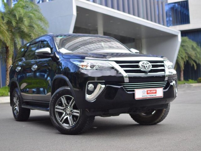 Bán ô tô Toyota Fortuner năm 2018, màu đen còn mới0