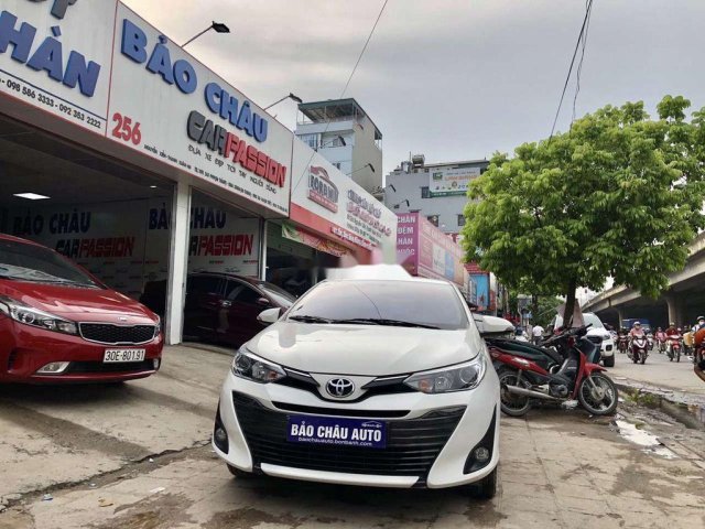 Cần bán Toyota Vios sản xuất 2018, màu trắng còn mới0