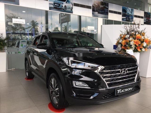 Bán Hyundai Tucson 2.0L đặc biệt sản xuất năm 2020, xe giá thấp, giao nhanh0