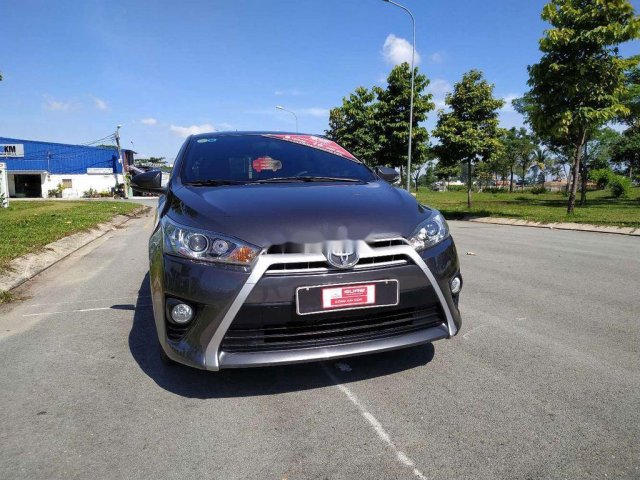 Bán Toyota Yaris năm sản xuất 2015, màu nâu, xe nhập còn mới0