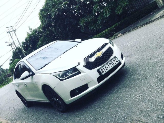 Bán ô tô Chevrolet Cruze năm sản xuất 2015, màu trắng 0