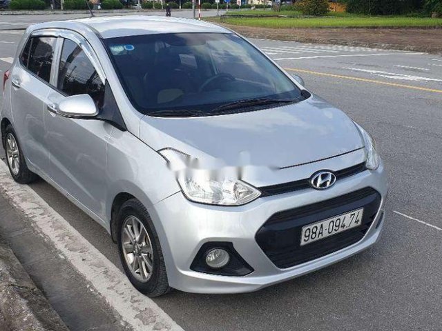 Bán Hyundai Grand i10 đăng kí 2016 xe còn mới, giữ gìn cẩn thận0