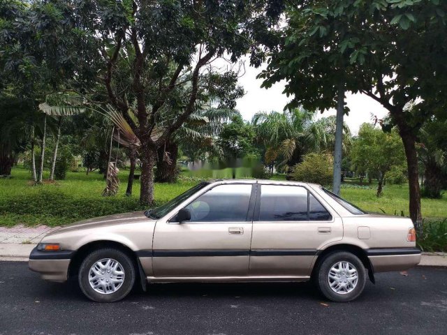 Bán lại chiếc Honda Accord sản xuất năm 1987, nhập khẩu nguyên chiếc, giá mềm0