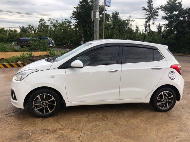 Bán xe Hyundai Grand i10 MT năm 2016, nhập khẩu nguyên chiếc, số sàn