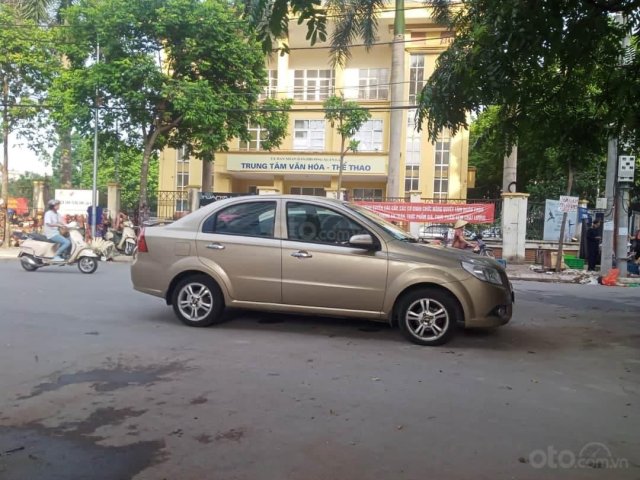 Cần bán xe Chevrolet Aveo LTZ 2015 AT, màu vàng kim, số tự động, xe chính chủ, không kinh doanh0